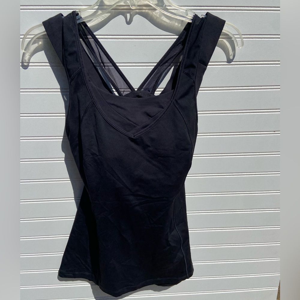 Lululemon Athletica Black Sport Tank w/ built in Bra